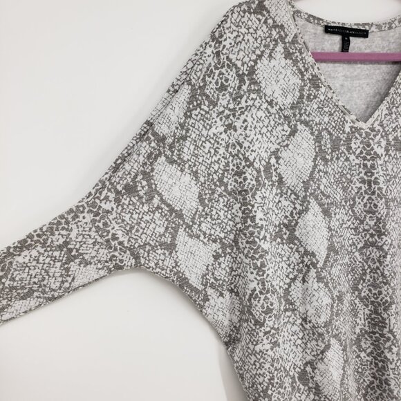 3/$25 White House Black Market Snake Skin Print Top M Relaxed Dolman Long Sleeve - Picture 6 of 9